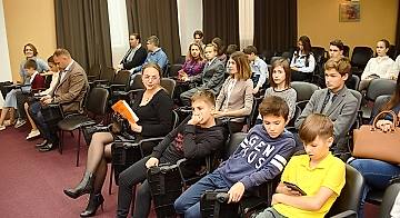 Награждение сдавших Cambridge Hindustani Test 2018