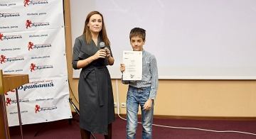 Награждение сдавших Cambridge Hindustani Test 2018